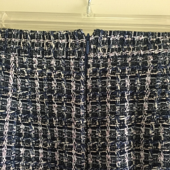 Anne Taylor Factory Pencil Skirt NEVER WORN - Picture 3 of 3